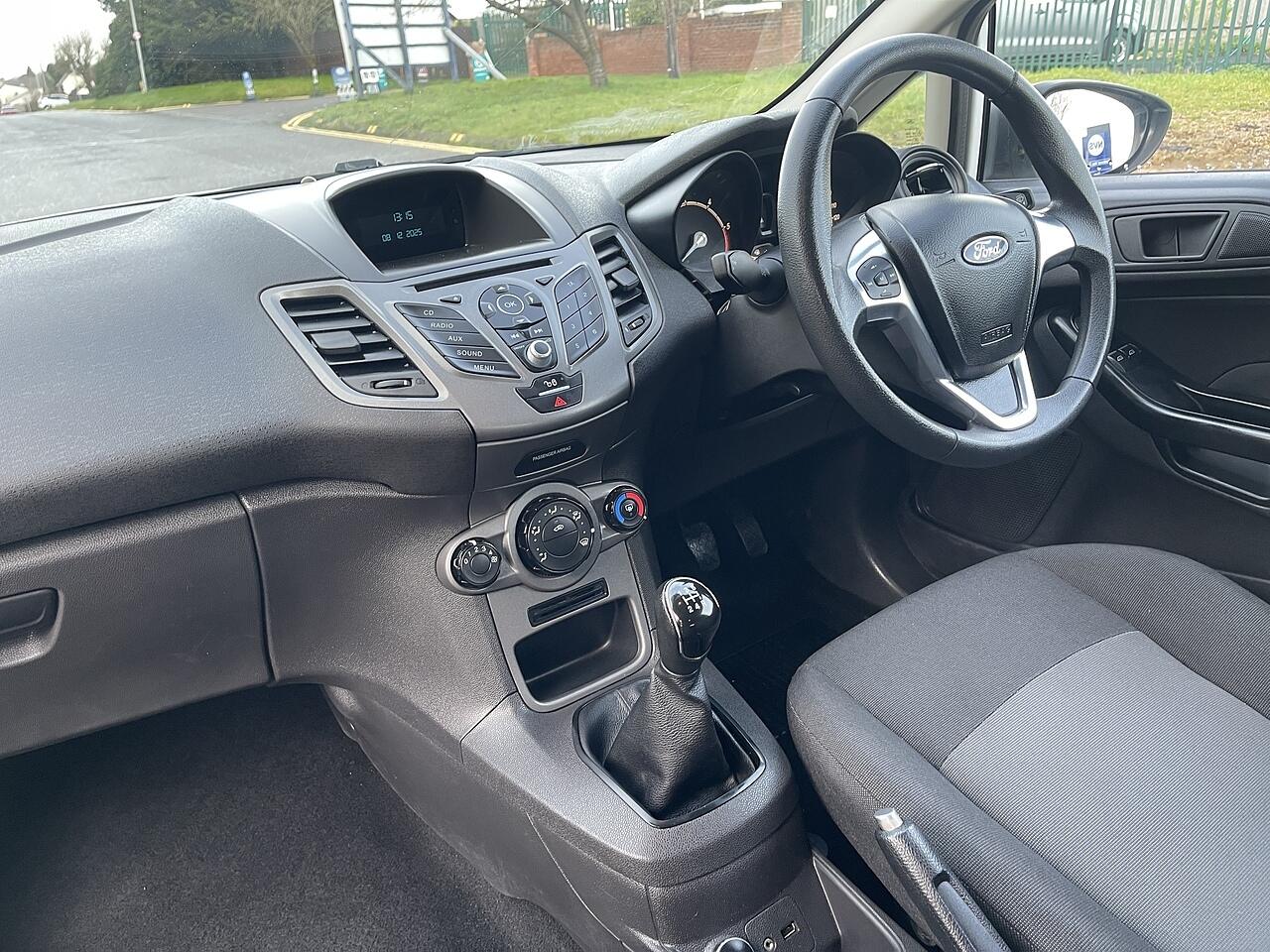 Used Ford Fiesta Van 2016 for sale - 76899411: Photo 22