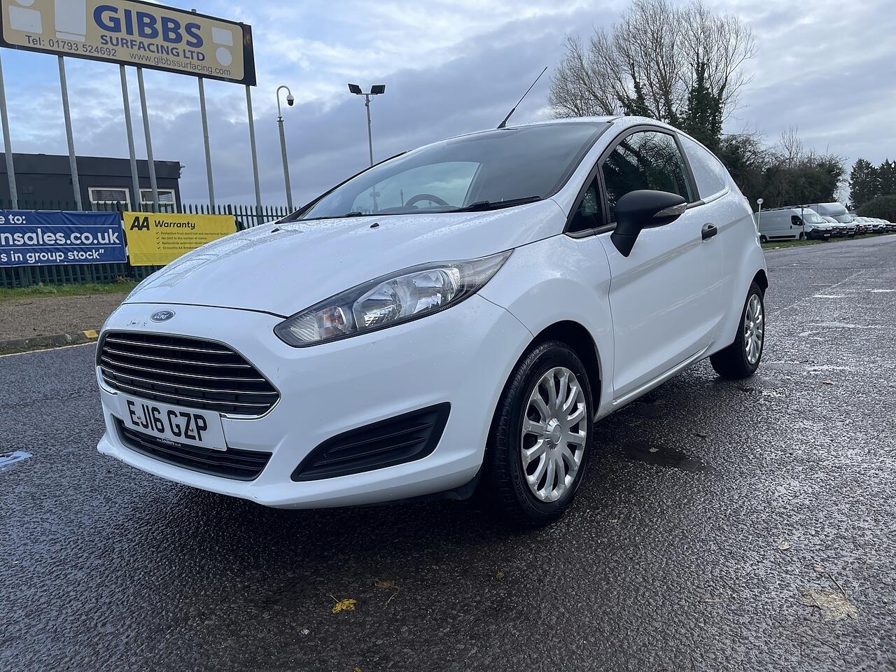 Used Ford Fiesta Van 2016 for sale - 76899411: Photo 6