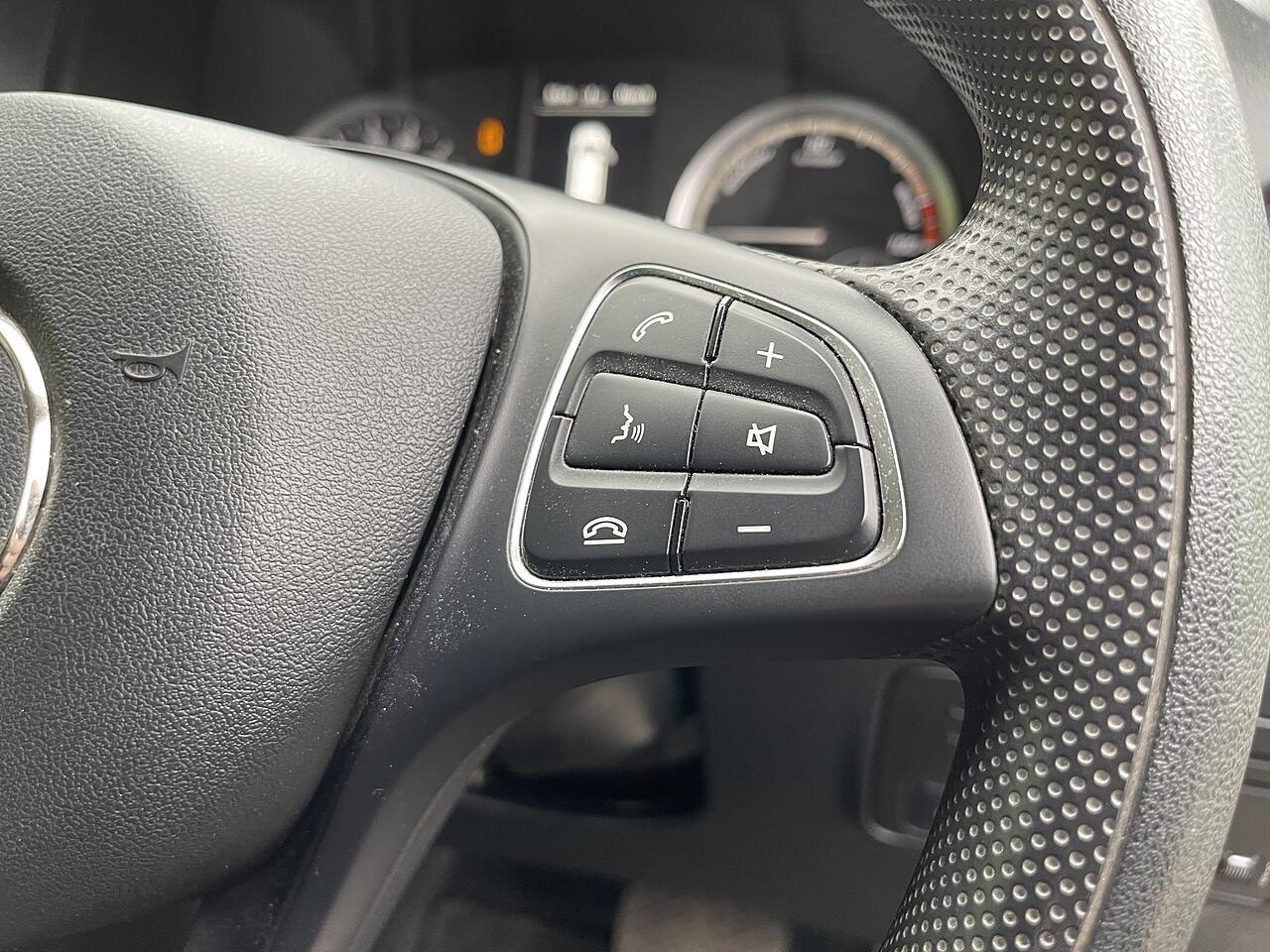Used Mercedes-Benz Vito 2022 for sale - 75589602: Photo 34
