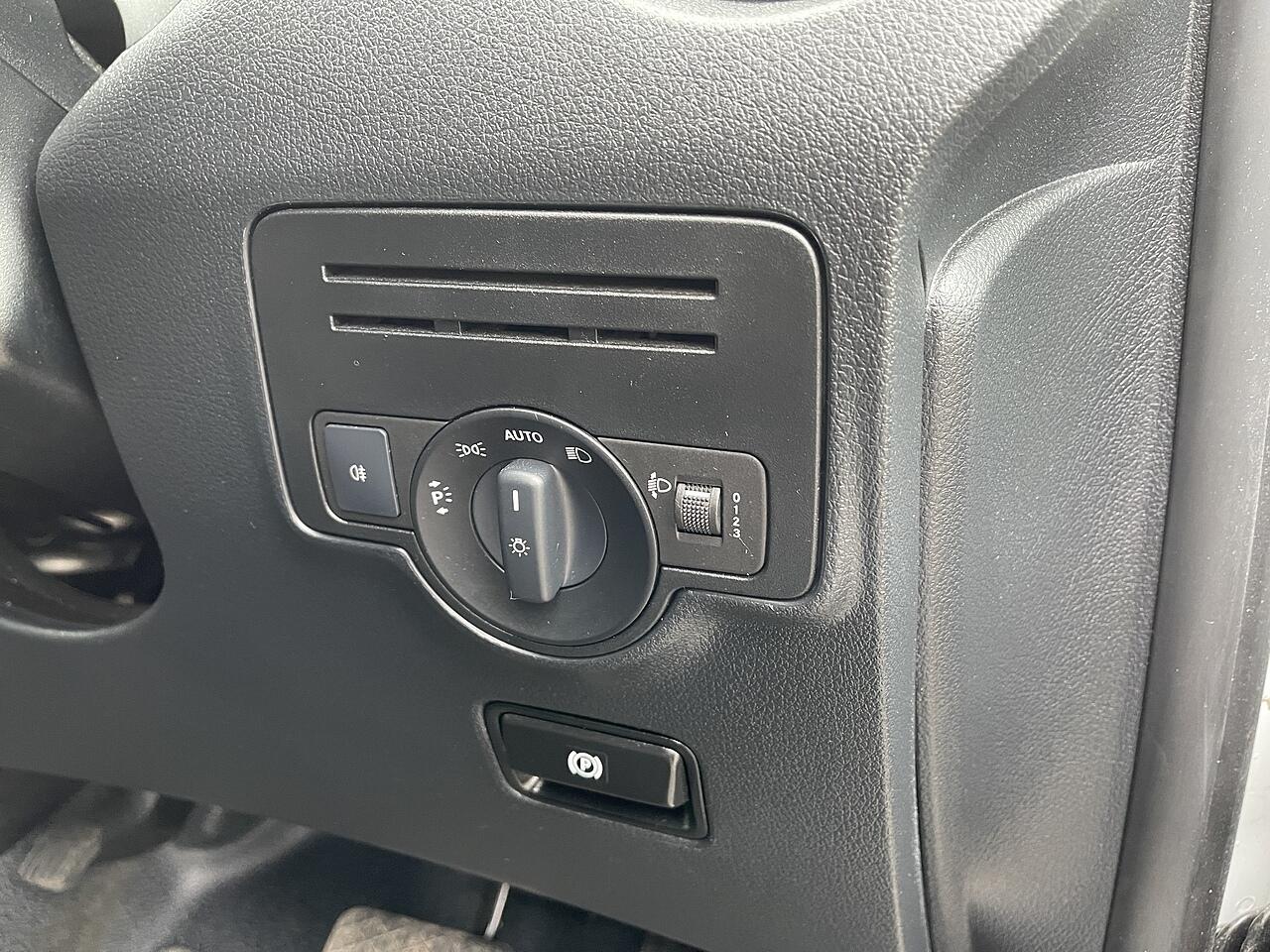 Used Mercedes-Benz Vito 2022 for sale - 75589602: Photo 35