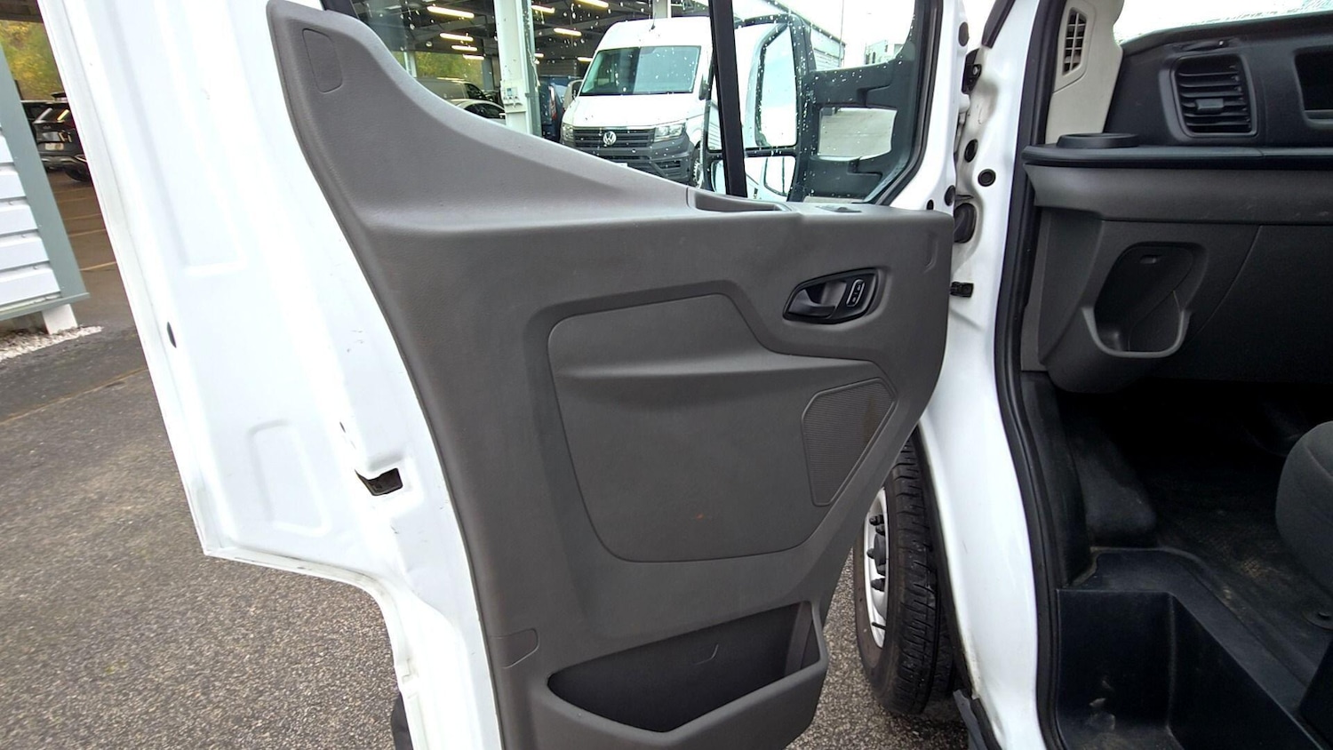 Used Ford Transit 2022 for sale - 76633152: Photo 46