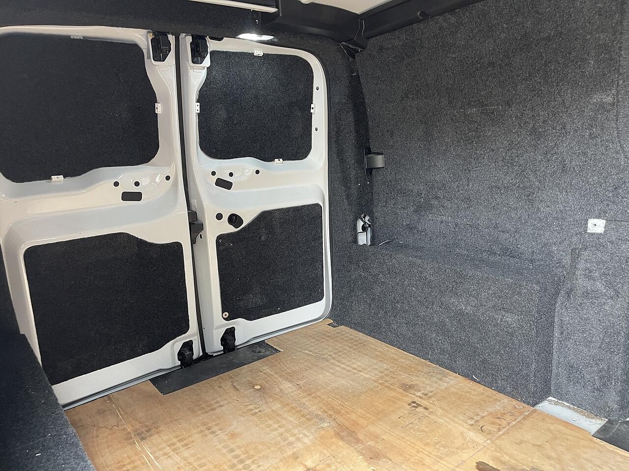 Used Peugeot Expert 2022 for sale - 75950039: Photo 25