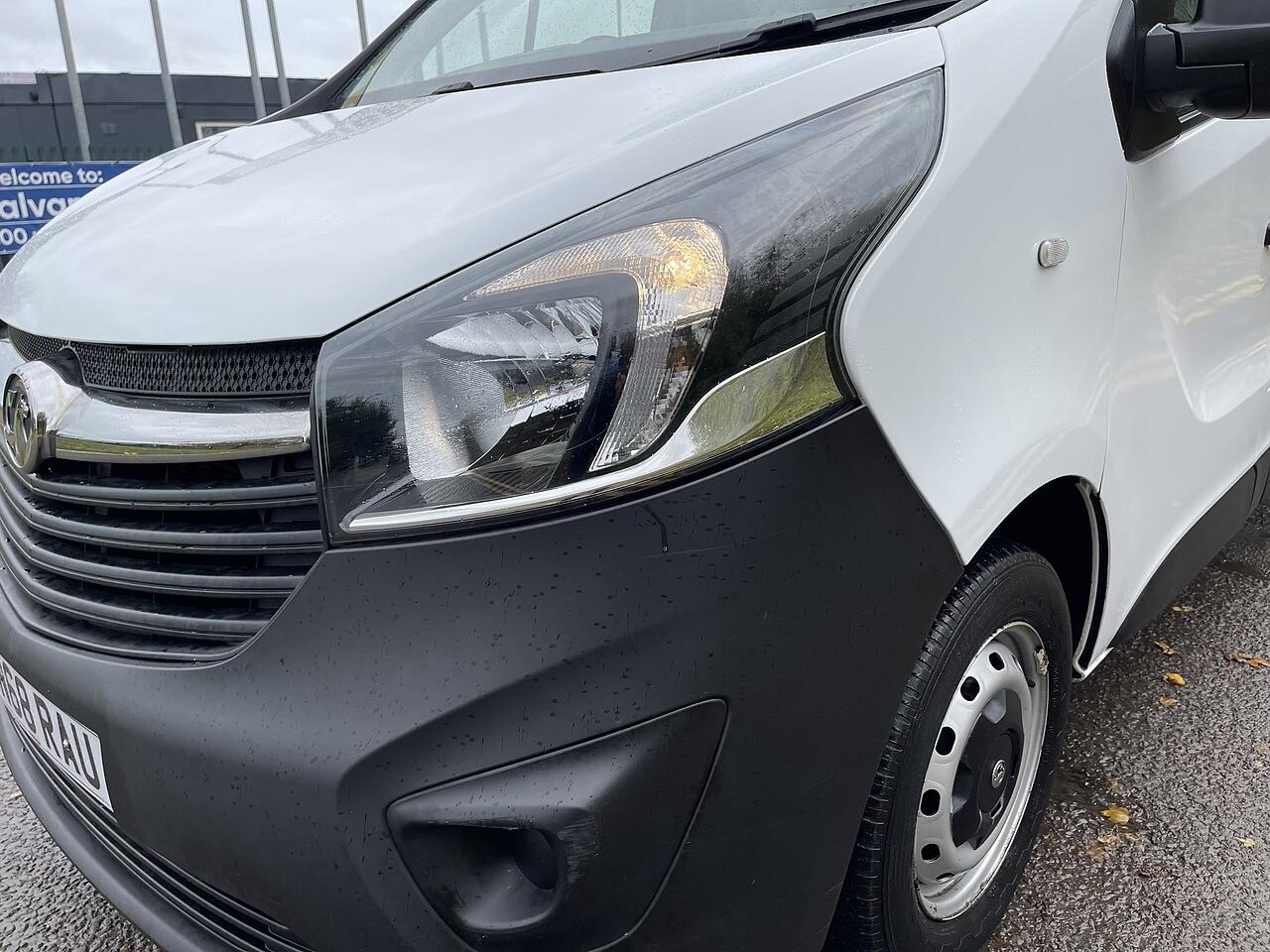 Used Vauxhall Vivaro 2018 for sale - 76094460: Photo 11