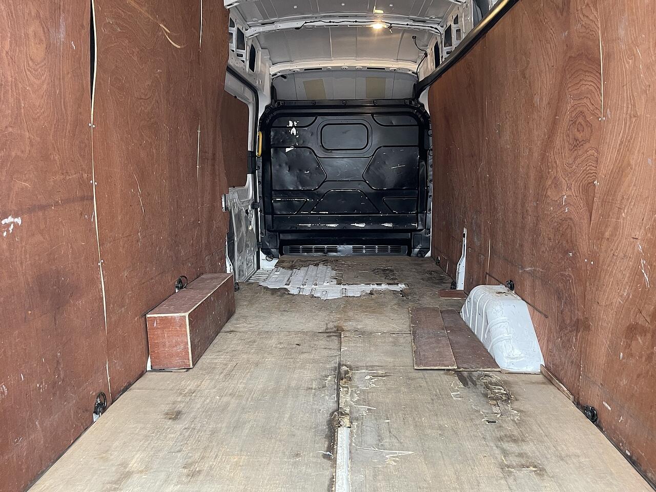 Used Ford Transit 2022 for sale - 76898924: Photo 25