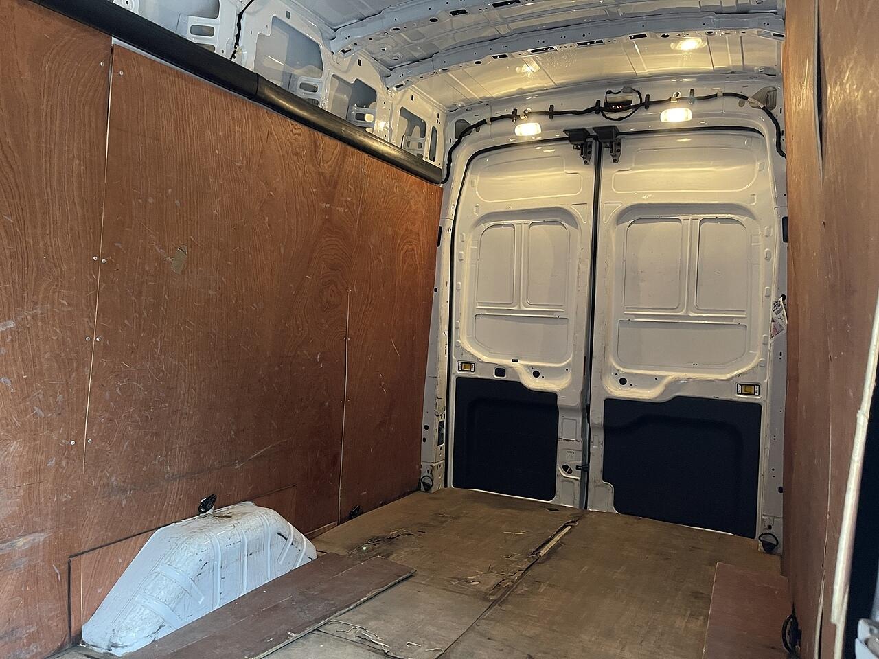 Used Ford Transit 2022 for sale - 76898924: Photo 28