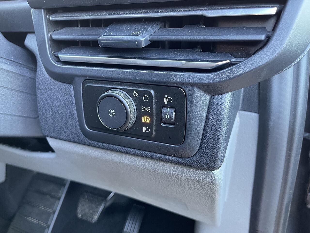 Used Ford Tourneo Custom 2024 for sale - 76936370: Photo 46