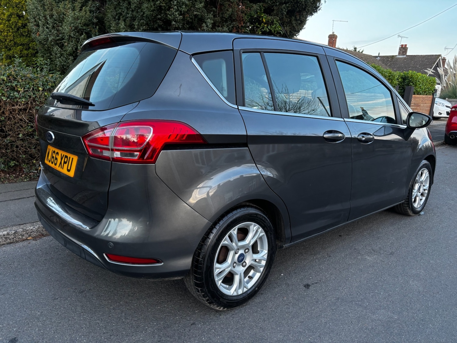 Used Ford B-MAX 2016 for sale - 76568283: Photo 6