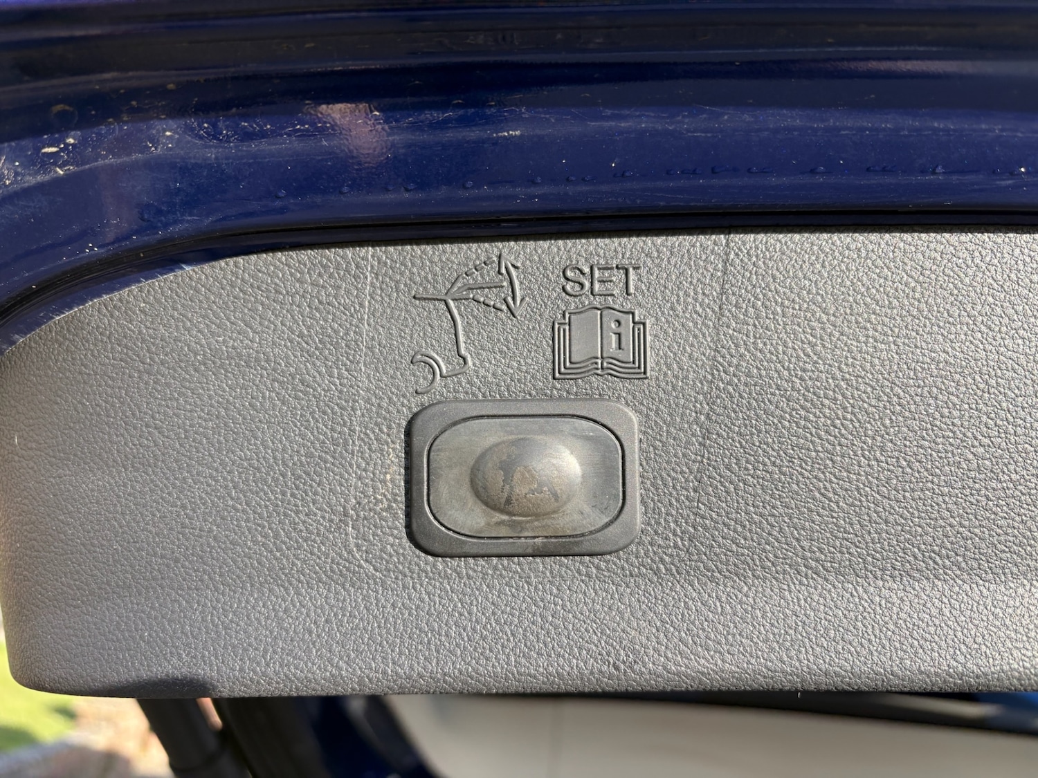 Used Ford Kuga 2014 for sale - 78056896: Photo 13