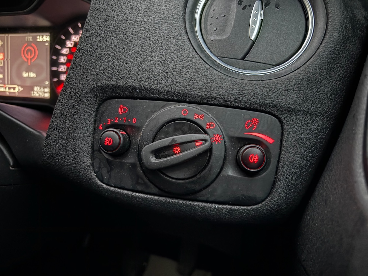 Used Ford Mondeo 2014 for sale - 76627078: Photo 7