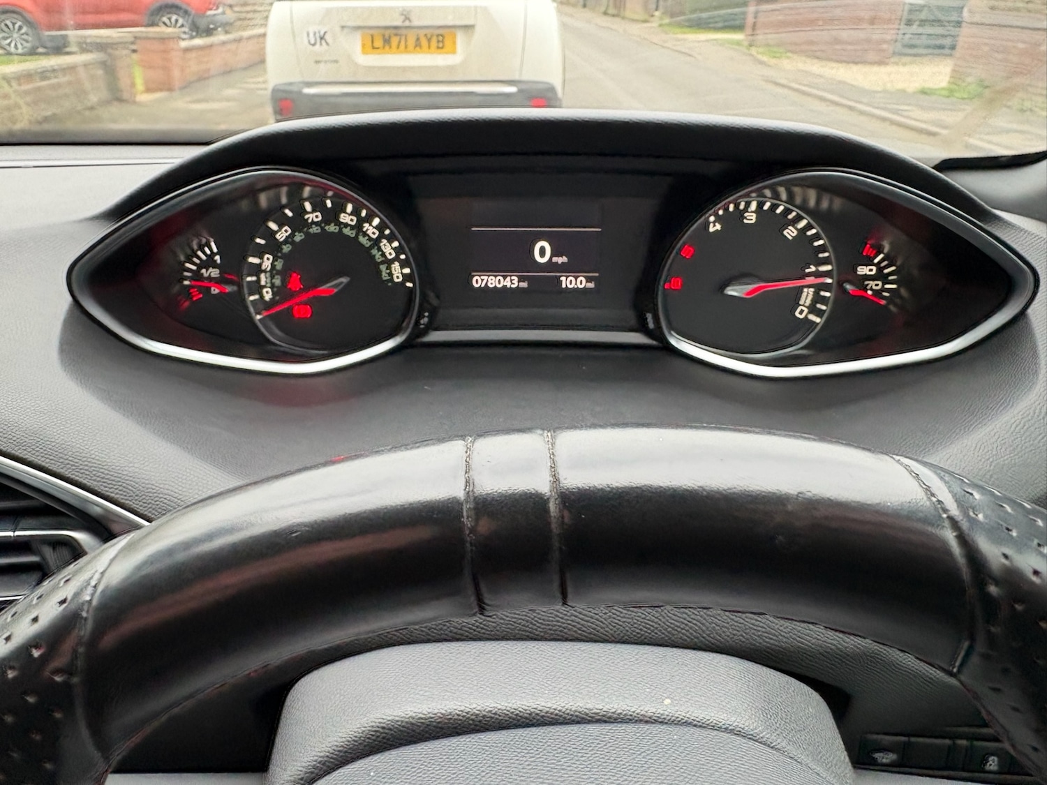 Used Peugeot 308 2015 for sale - 77365539: Photo 14