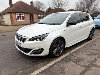 Used Peugeot 308 2015 for sale - 77365539: Photo
