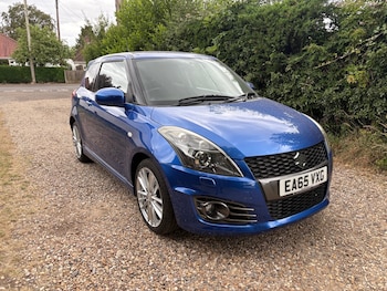 Used Suzuki Swift 2015 for sale - 79113807: Photo