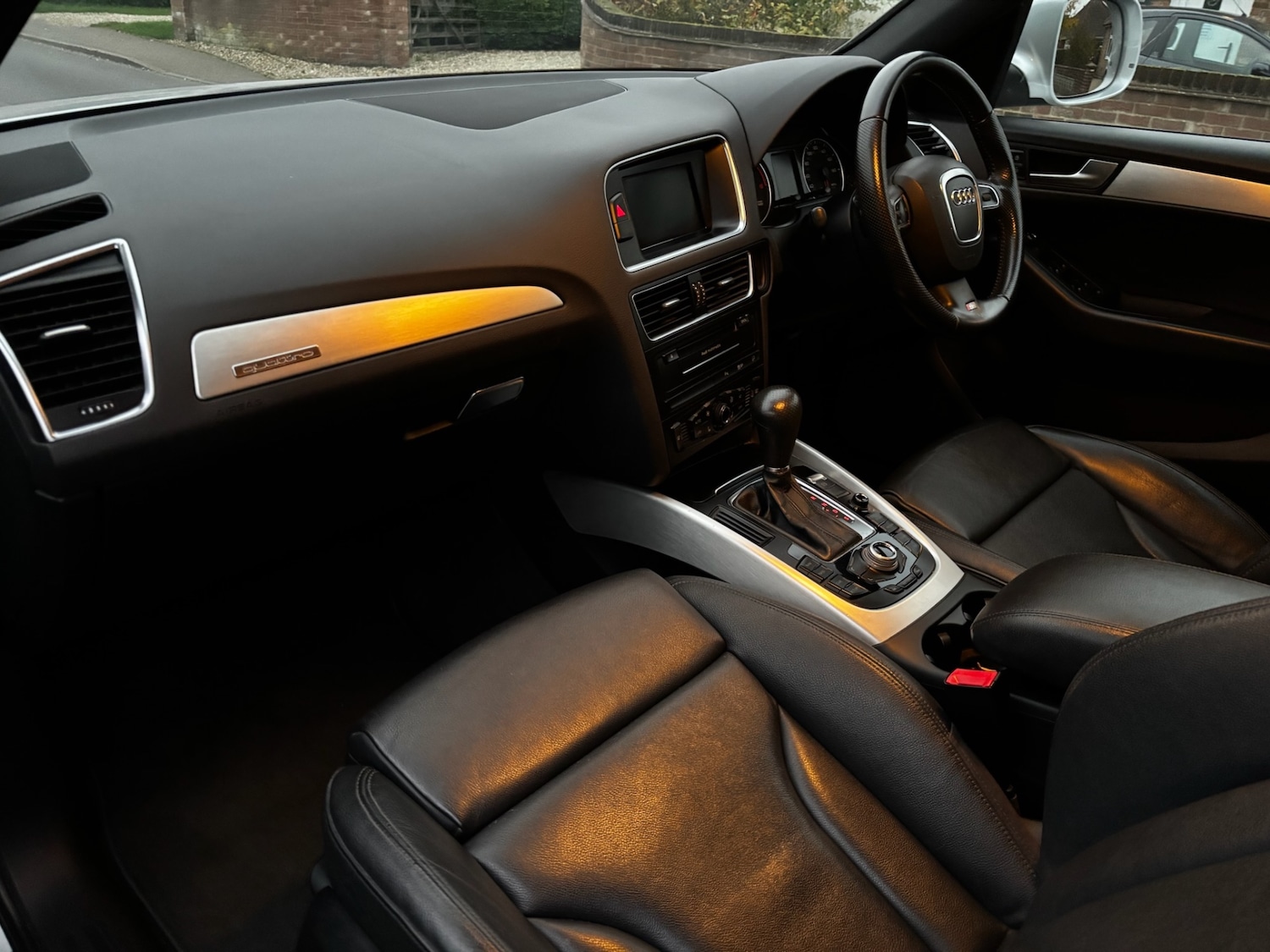 Used Audi Q5 2011 for sale - 76334932: Photo 11
