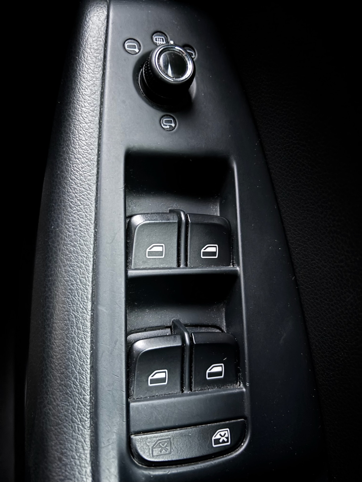 Used Audi Q5 2011 for sale - 76334932: Photo 8