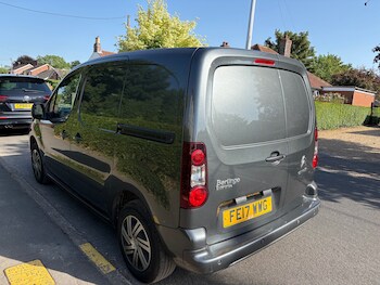 Used Citroen Berlingo 2017 for sale - 78954500: Photo