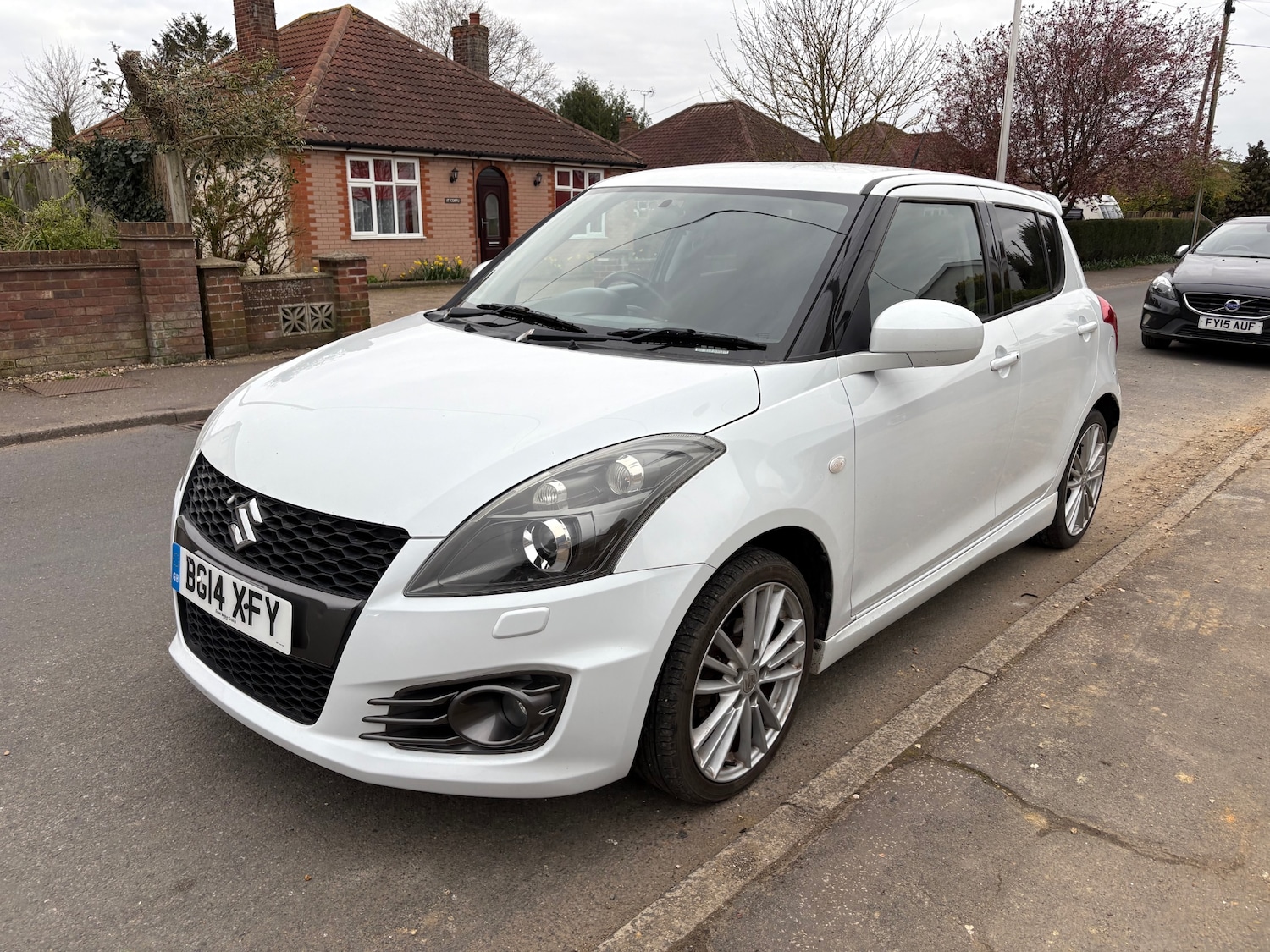 Used Suzuki Swift 2014 for sale - 78098361: Photo 3