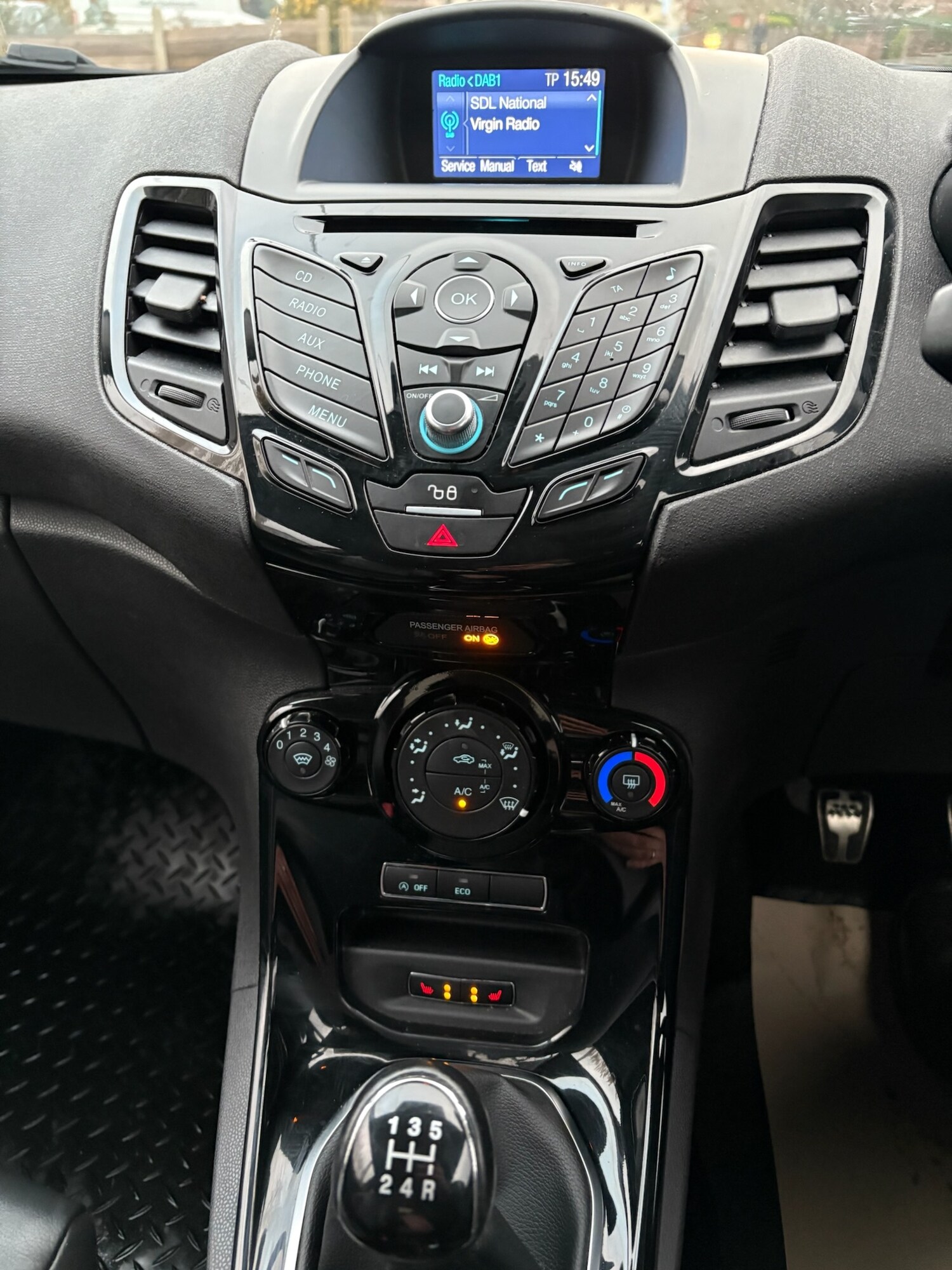 Used Ford Fiesta 2015 for sale - 76640934: Photo 7