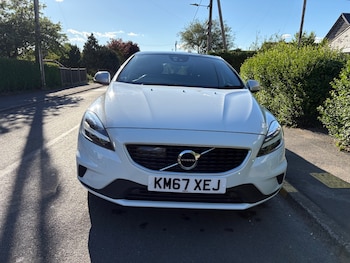Used Volvo V40 2017 for sale - 78888909: Photo