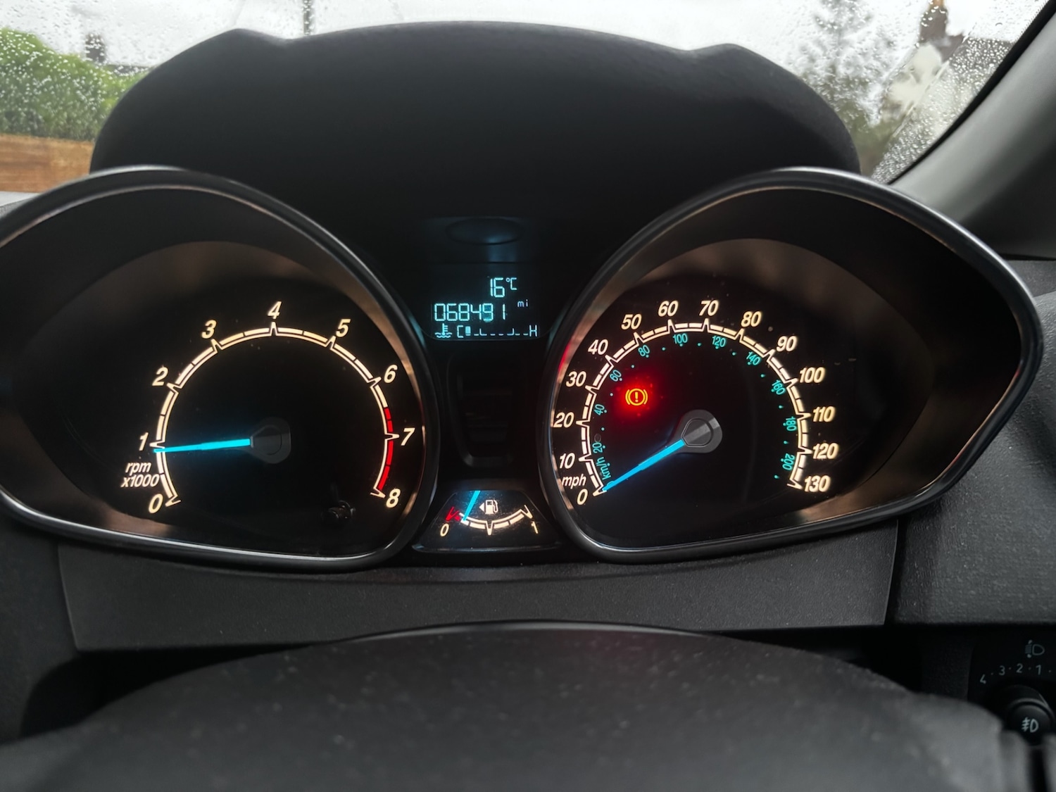 Used Ford Fiesta 2015 for sale - 76163844: Photo 11