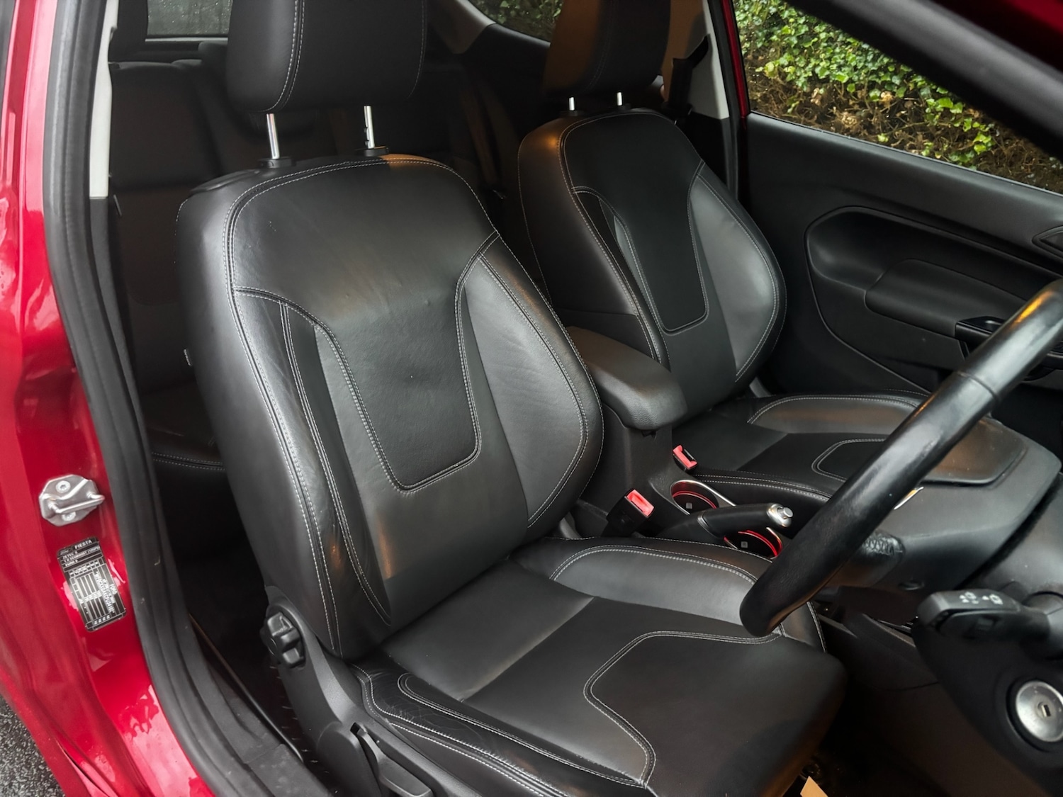 Used Ford Fiesta 2015 for sale - 76163844: Photo 9