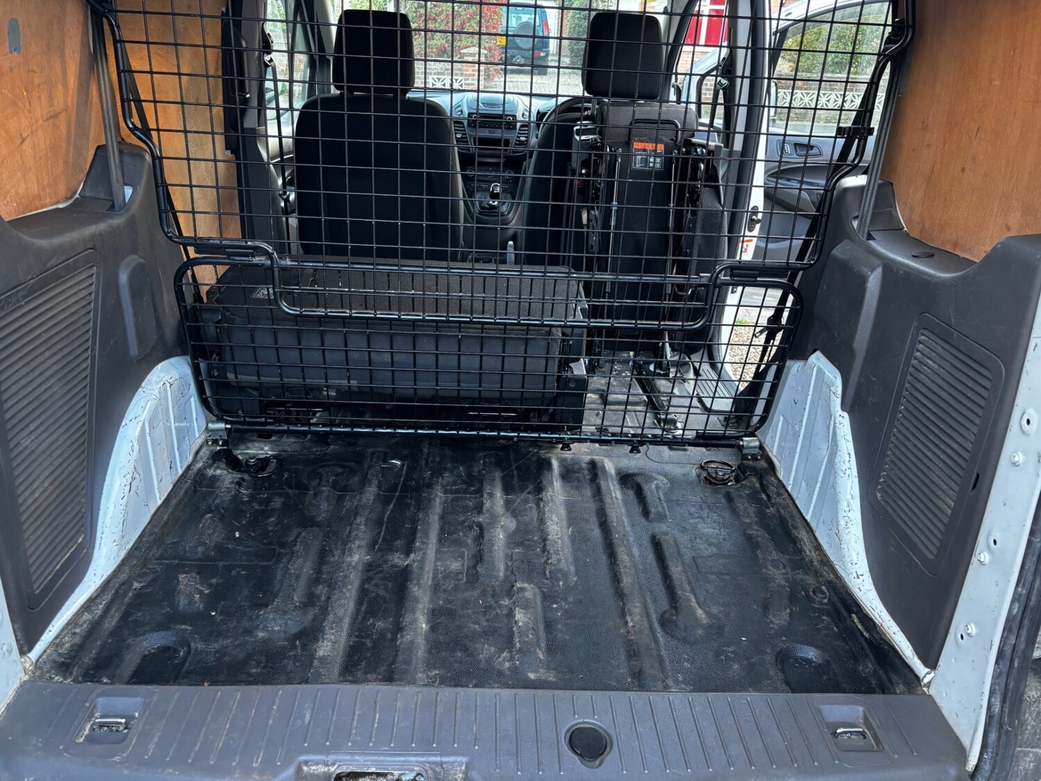 Used Ford Transit Connect 2018 for sale - 75938094: Photo 12