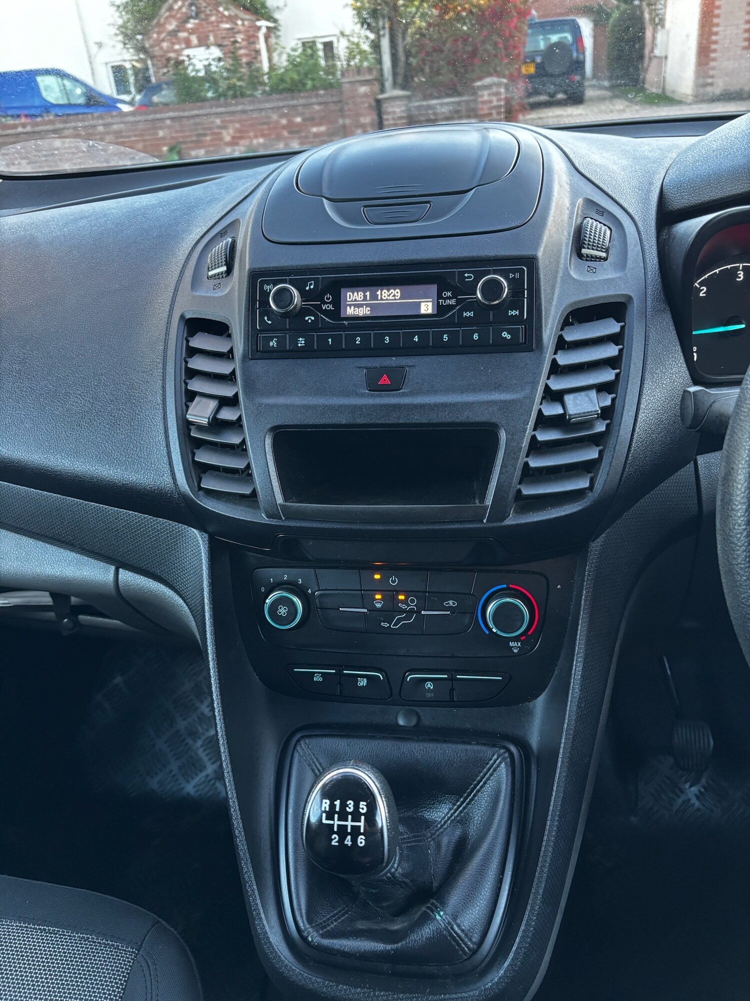 Used Ford Transit Connect 2018 for sale - 75938094: Photo 7