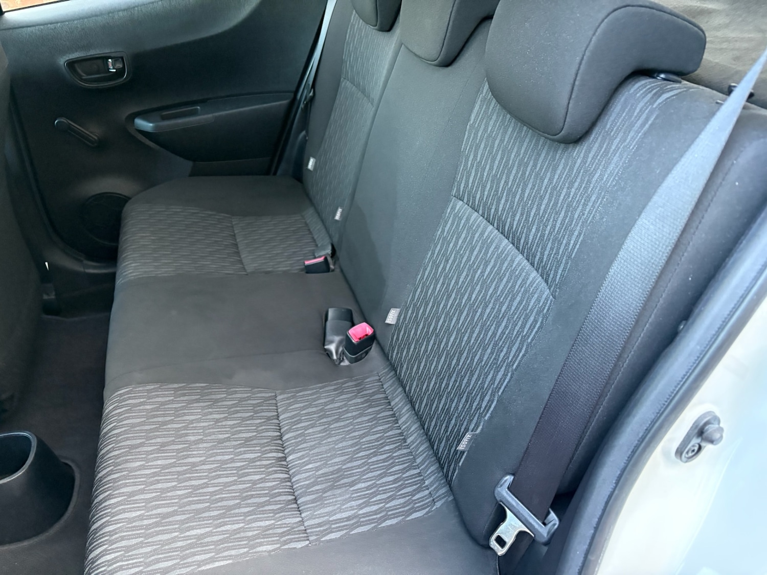 Used Toyota Yaris 2012 for sale - 76603729: Photo 13