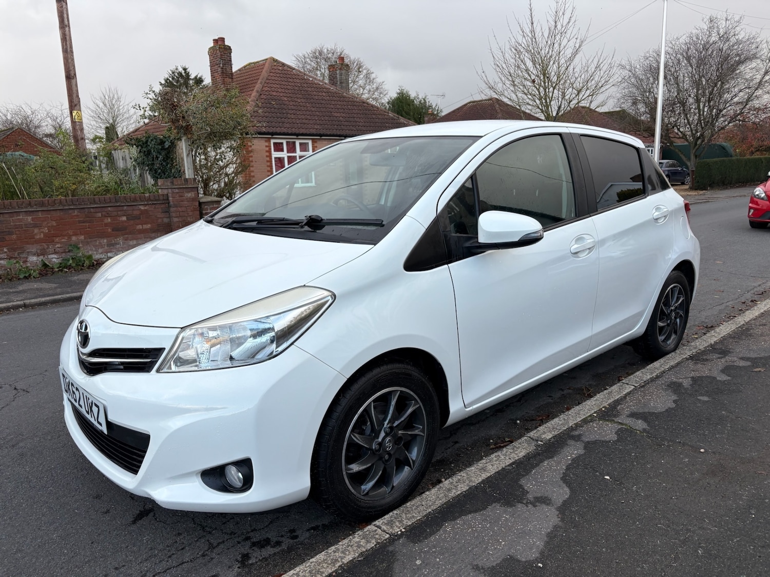 Used Toyota Yaris 2012 for sale - 76603729: Photo 3