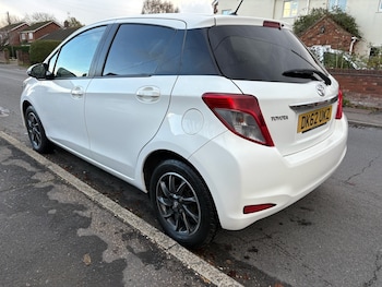 Used Toyota Yaris 2012 for sale - 76603729: Photo