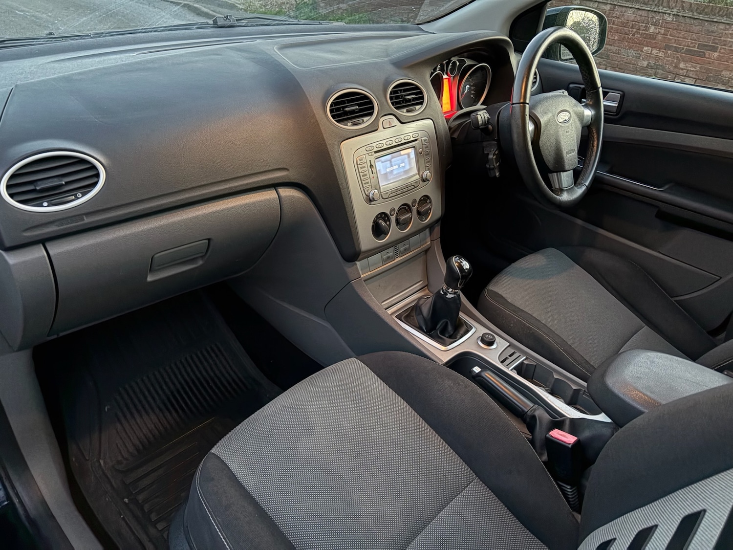 Used Ford Focus 2011 for sale - 76781529: Photo 7