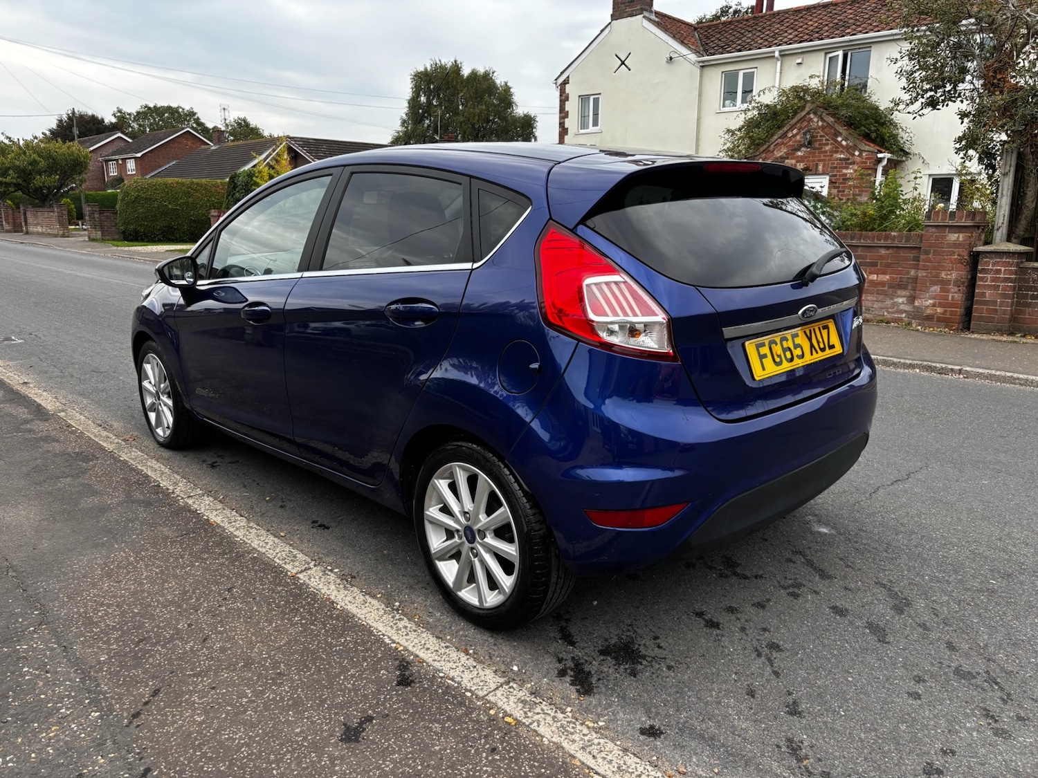 Used Ford Fiesta 2015 for sale - 76148482: Photo 4