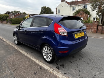 Used Ford Fiesta 2015 for sale - 76148482: Photo 4