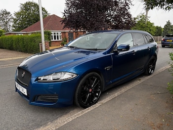 Used Jaguar XF 2015 for sale - 75361529: Photo