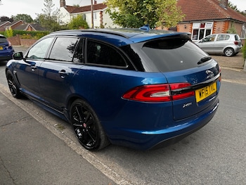 Used Jaguar XF 2015 for sale - 75361529: Photo