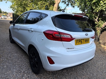 Used Ford Fiesta 2017 for sale - 79290471: Photo