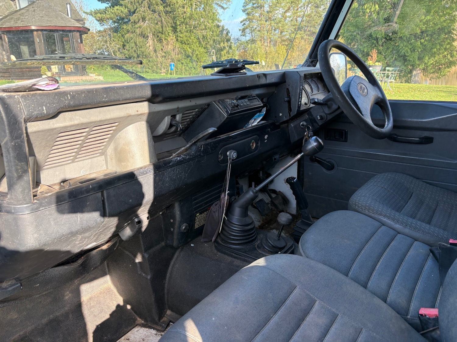 Used Land Rover Defender 2001 for sale - 76650441: Photo 10