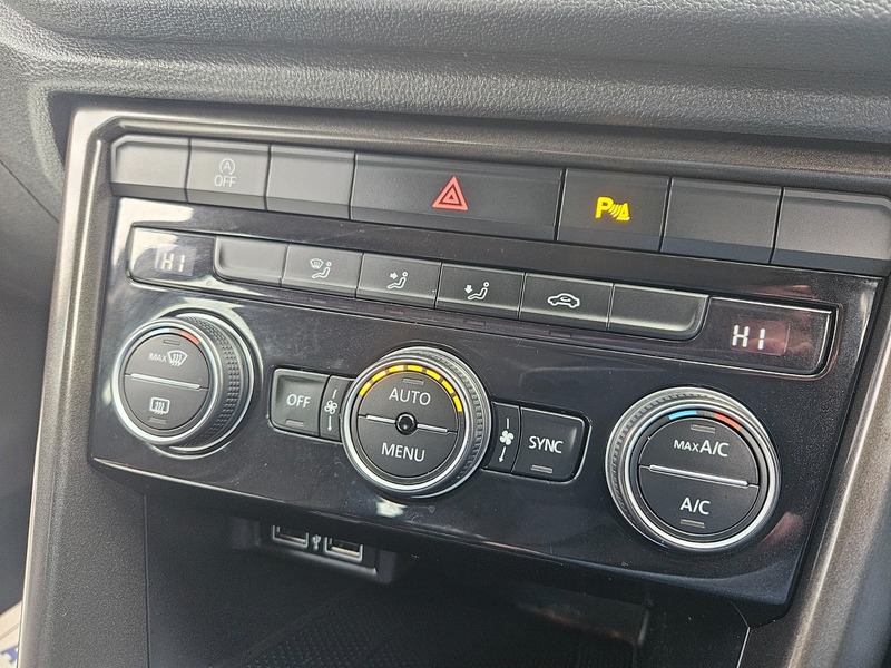 Used Volkswagen T-Roc 2019 for sale - 77303267: Photo 16