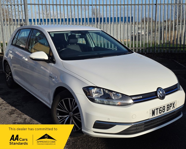 Used Volkswagen Golf 2019 for sale - 76703014: Photo 1