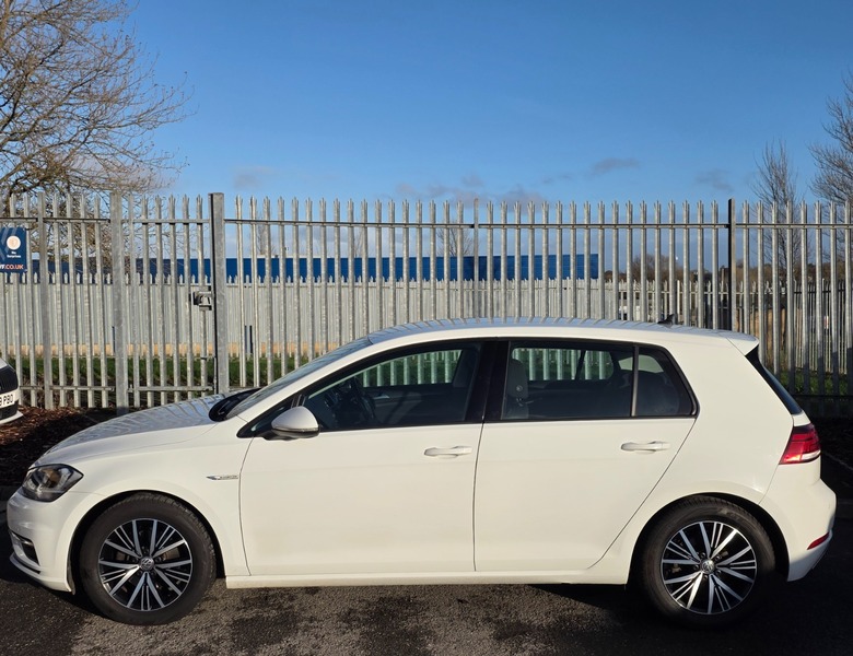 Used Volkswagen Golf 2019 for sale - 76703014: Photo 4