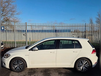 Used Volkswagen Golf 2019 for sale - 76703014: Photo