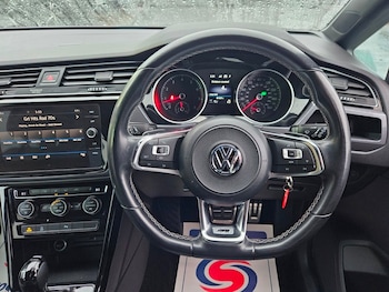 Used Volkswagen Touran 2020 for sale - 77399954: Photo