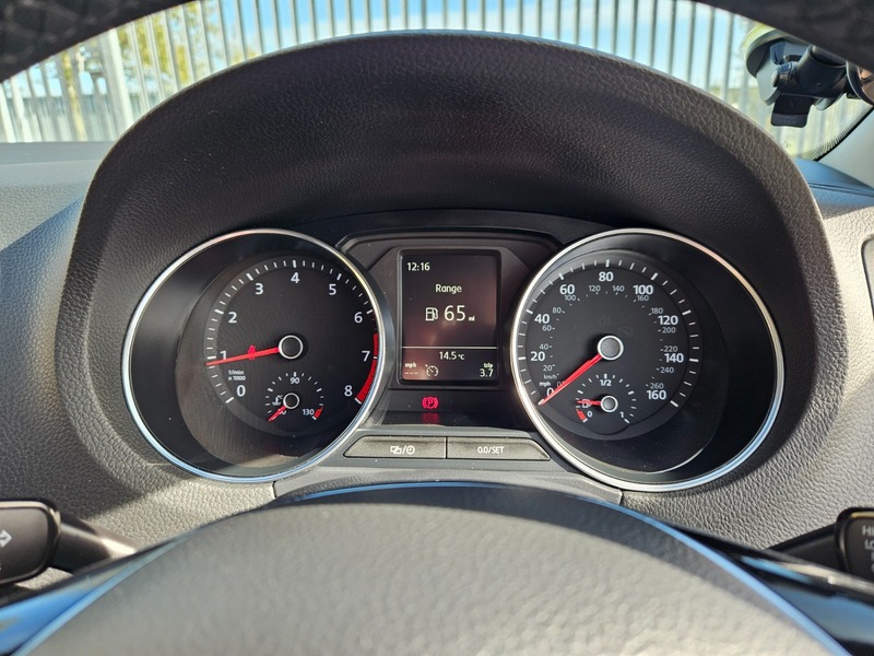 Used Volkswagen Polo 2016 for sale - 76702991: Photo 6