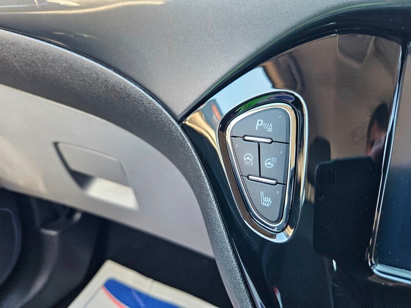 Used Vauxhall Corsa 2018 for sale - 76910792: Photo 9