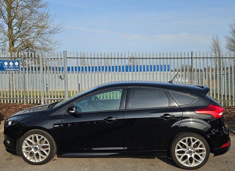 Used Ford Focus 2017 for sale - 77953636: Photo 4