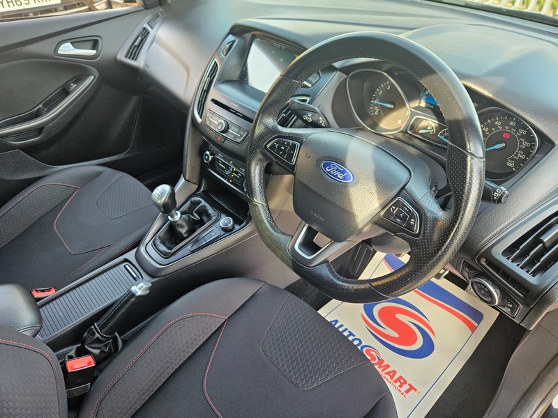 Used Ford Focus 2017 for sale - 77953636: Photo 5