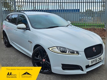 2015 - 2.2d R-Sport Black 5dr Auto