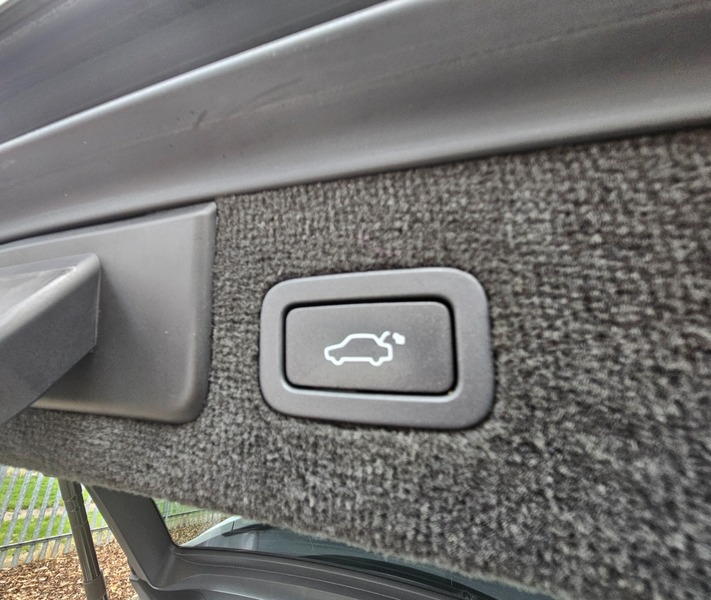 Used Jaguar XF 2015 for sale - 76702993: Photo 20