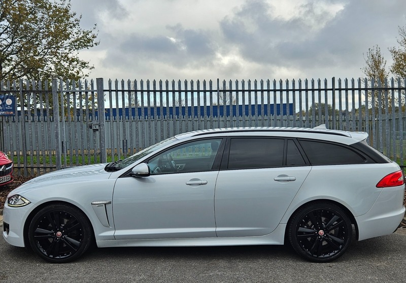 Used Jaguar XF 2015 for sale - 76702993: Photo 4