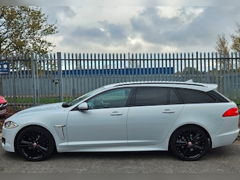 Used Jaguar XF 2015 for sale - 76702993: Photo