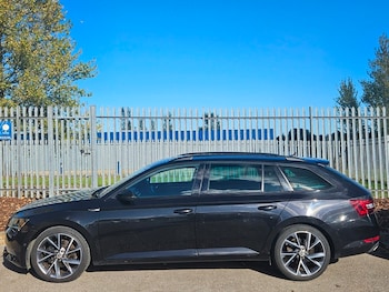 Used Skoda Superb 2017 for sale - 76703000: Photo